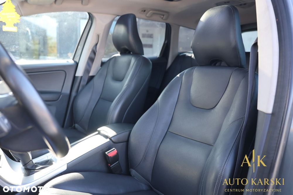 Volvo XC 60 - 31