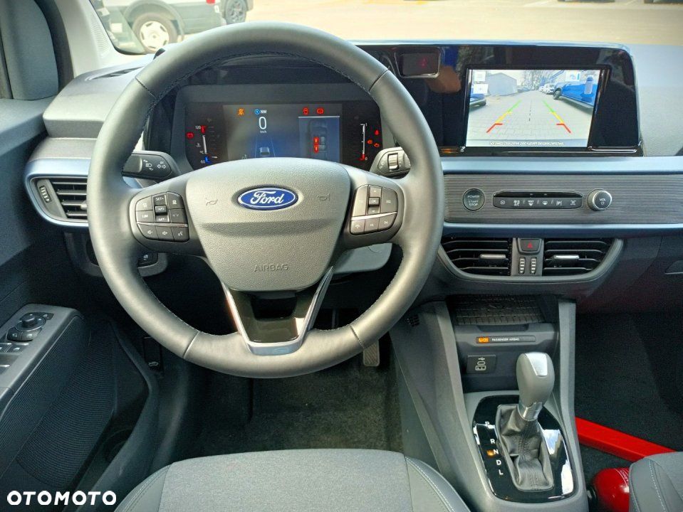 Ford Tourneo Courier - 16