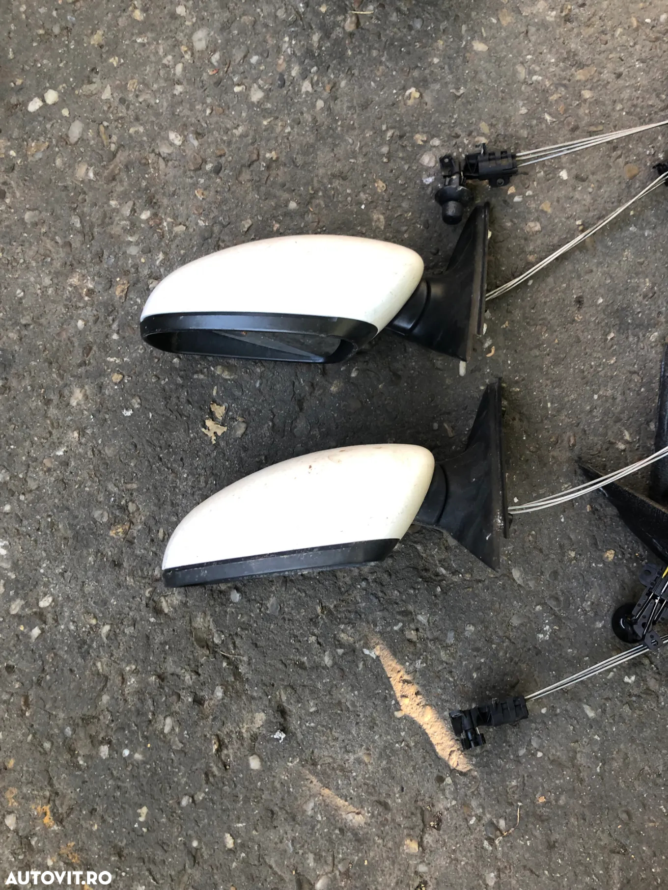 Oglinda stanga/Oglinda dreapta Skoda Fabia II Praktik Roomster  alb negru - 4