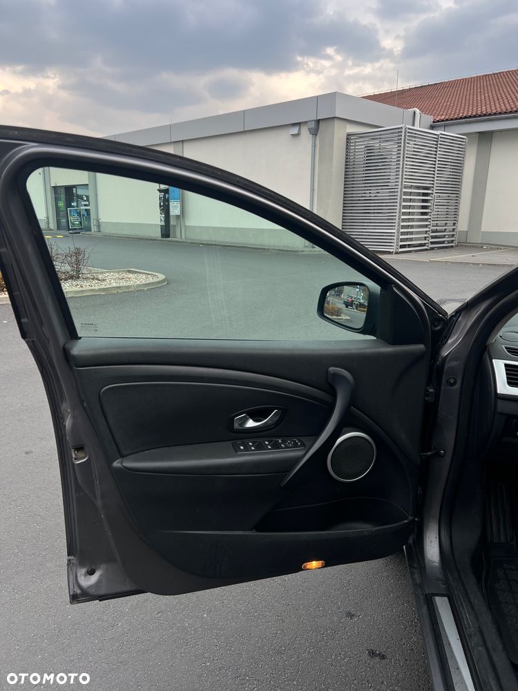 Renault Megane 1.5 dCi Dynamique - 11