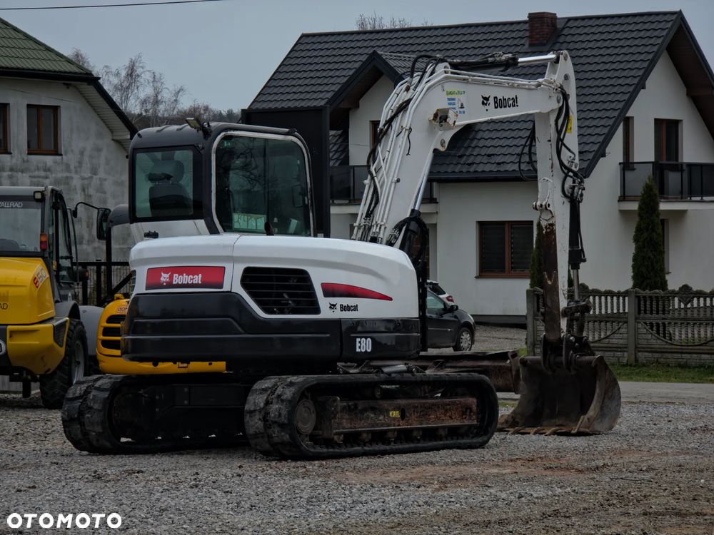 Bobcat E80 - 8