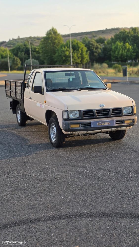 Nissan Pick Up - 4