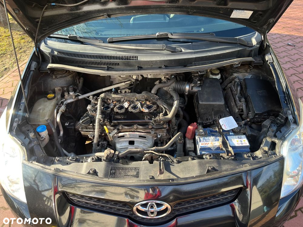 Toyota Auris - 19