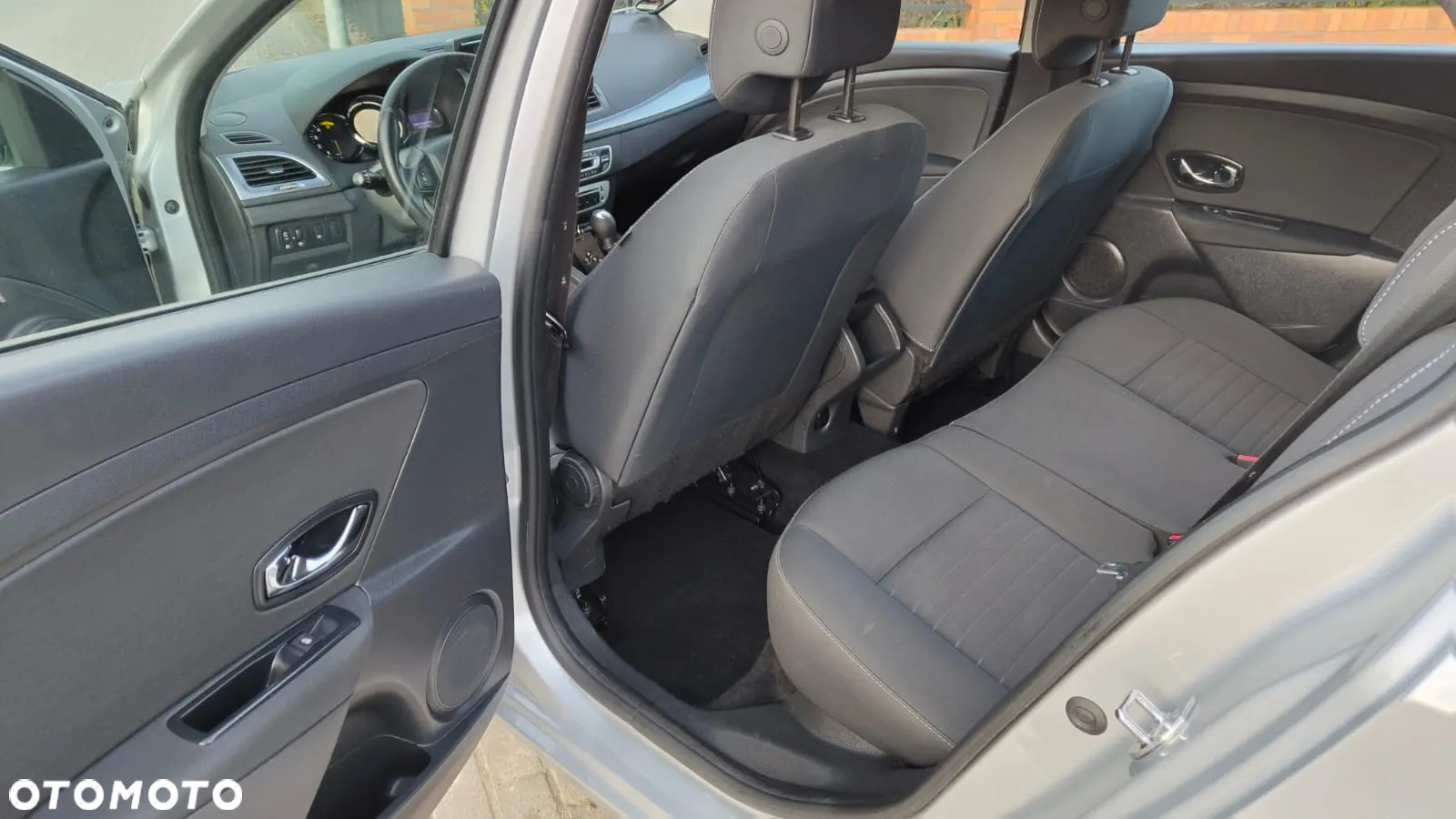 Renault Megane 1.5 dCi Business - 11