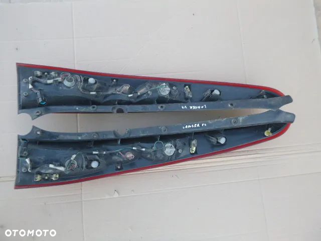 LAMPA LEWY TYŁ LEWA TYLNA PRAWY TYŁ PRAWA TYLNA KOMPLET MITSUBISHI LANCER 03- KOMBI - 12