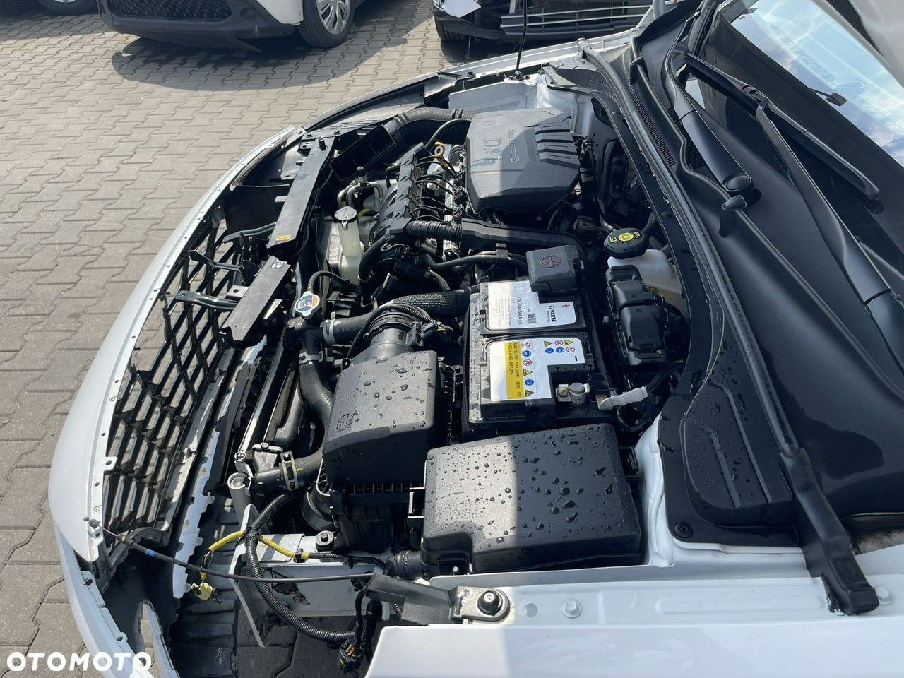 Hyundai i30 1.5 DPI Classic + - 13