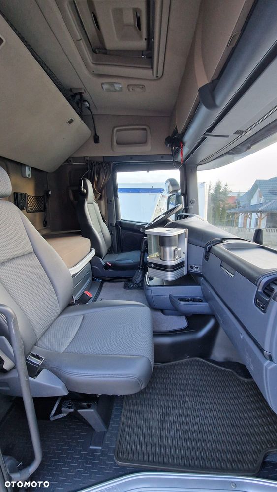 Scania R520 V8 HIAB LOGLIFT - 28