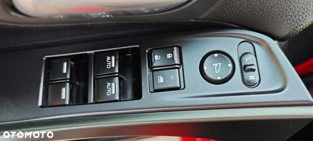 Honda Civic 1.4 i-VTEC Sport - 16