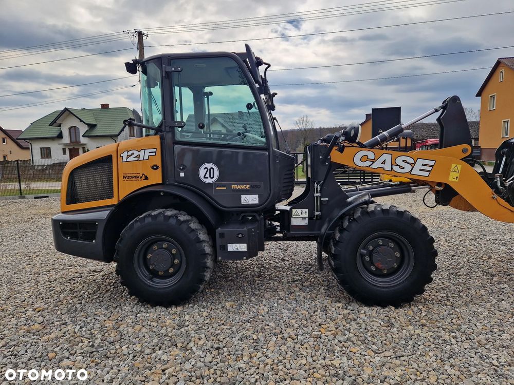 JCB 121F - 7