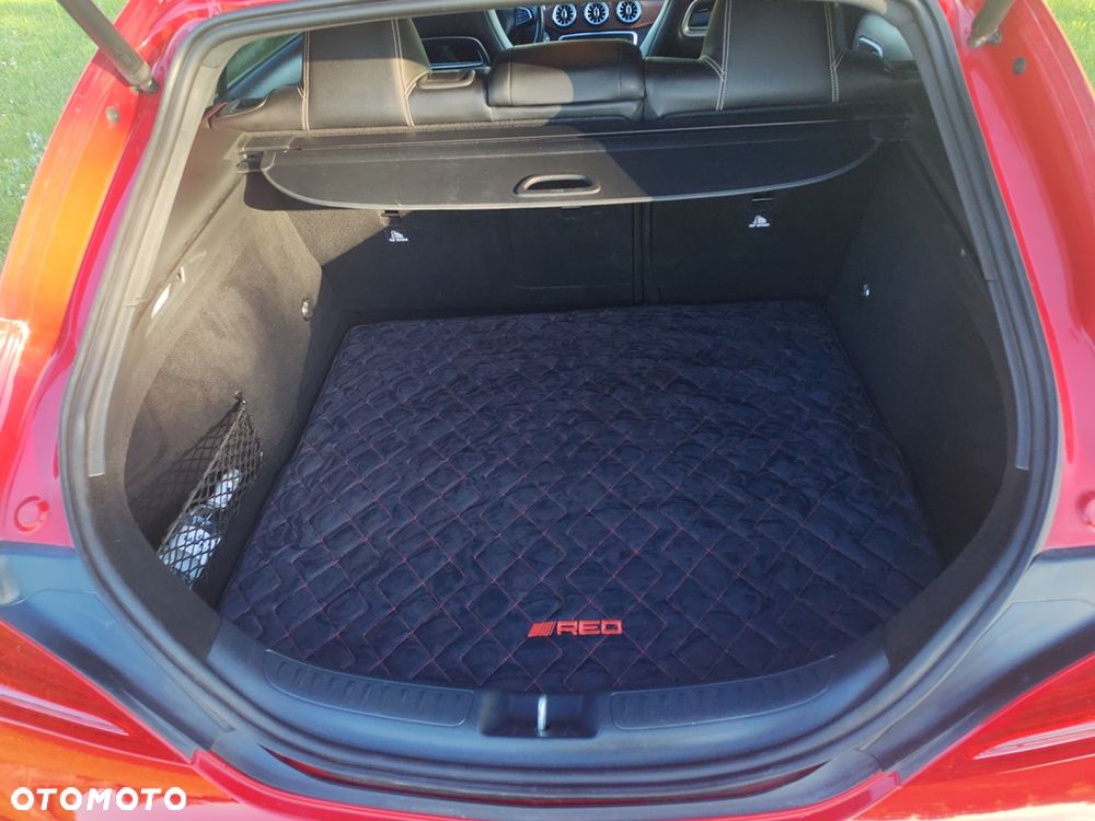 Mercedes-Benz CLA 220 d 7G-DCT Urban - 18