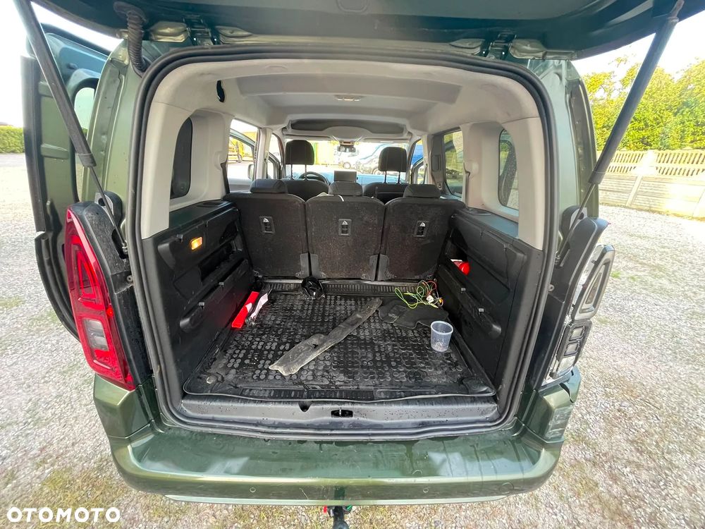 Toyota Proace City Verso 1.5 D-4D VIP - 22