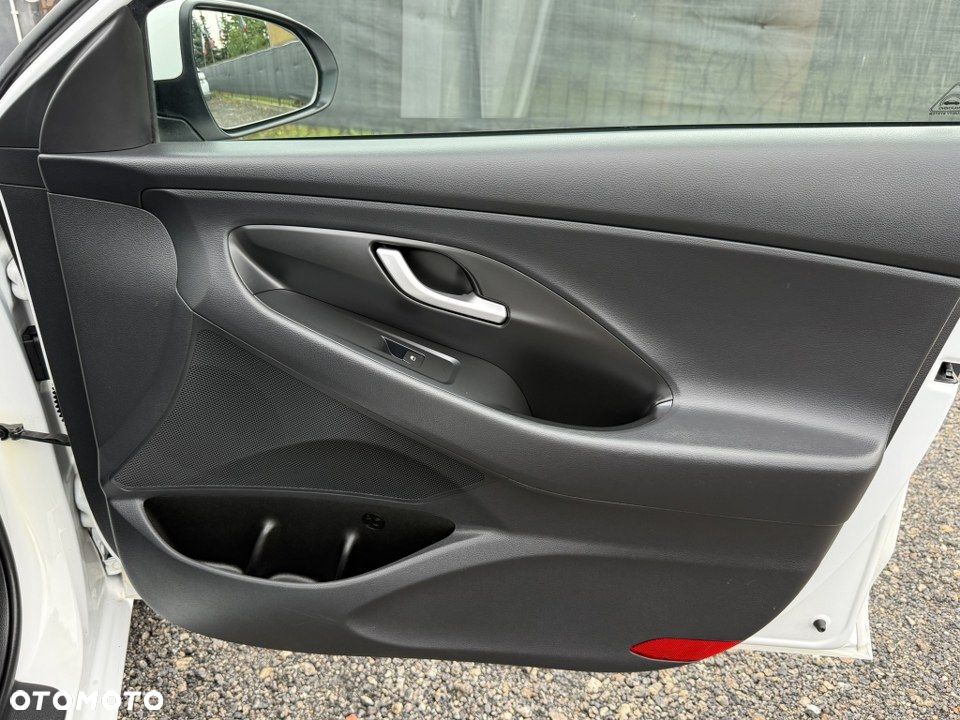 Hyundai i30 1.4 Passion Plus - 31