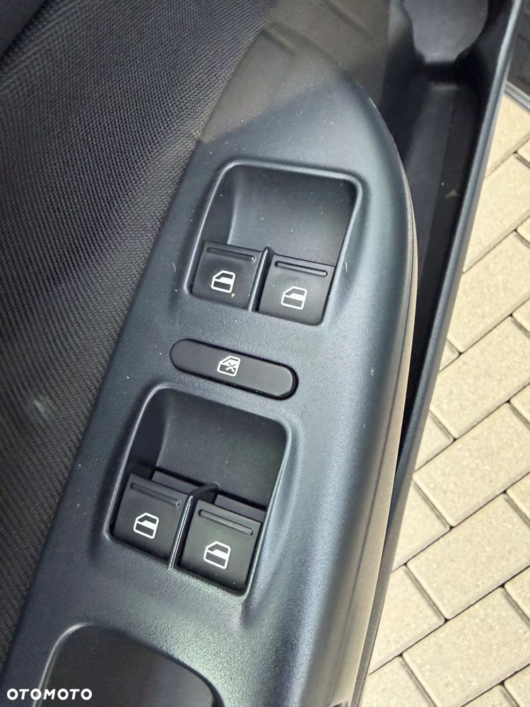 Skoda Octavia 2.0 TDI DPF 4x4 Scout - 21