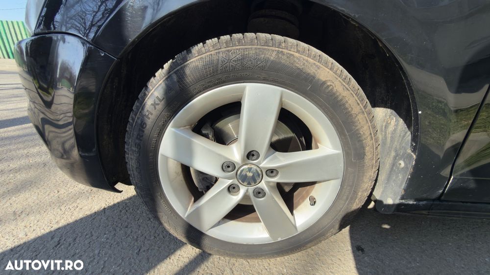 Volkswagen Jetta 1.6 TDI Blue Motion Technology Comfortline - 10