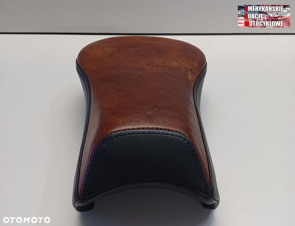 Siedzenie pasażara Saddlemen Lariat Renegade do Harley Davidson FXD, DYNA, FXDWG, FLD - 4