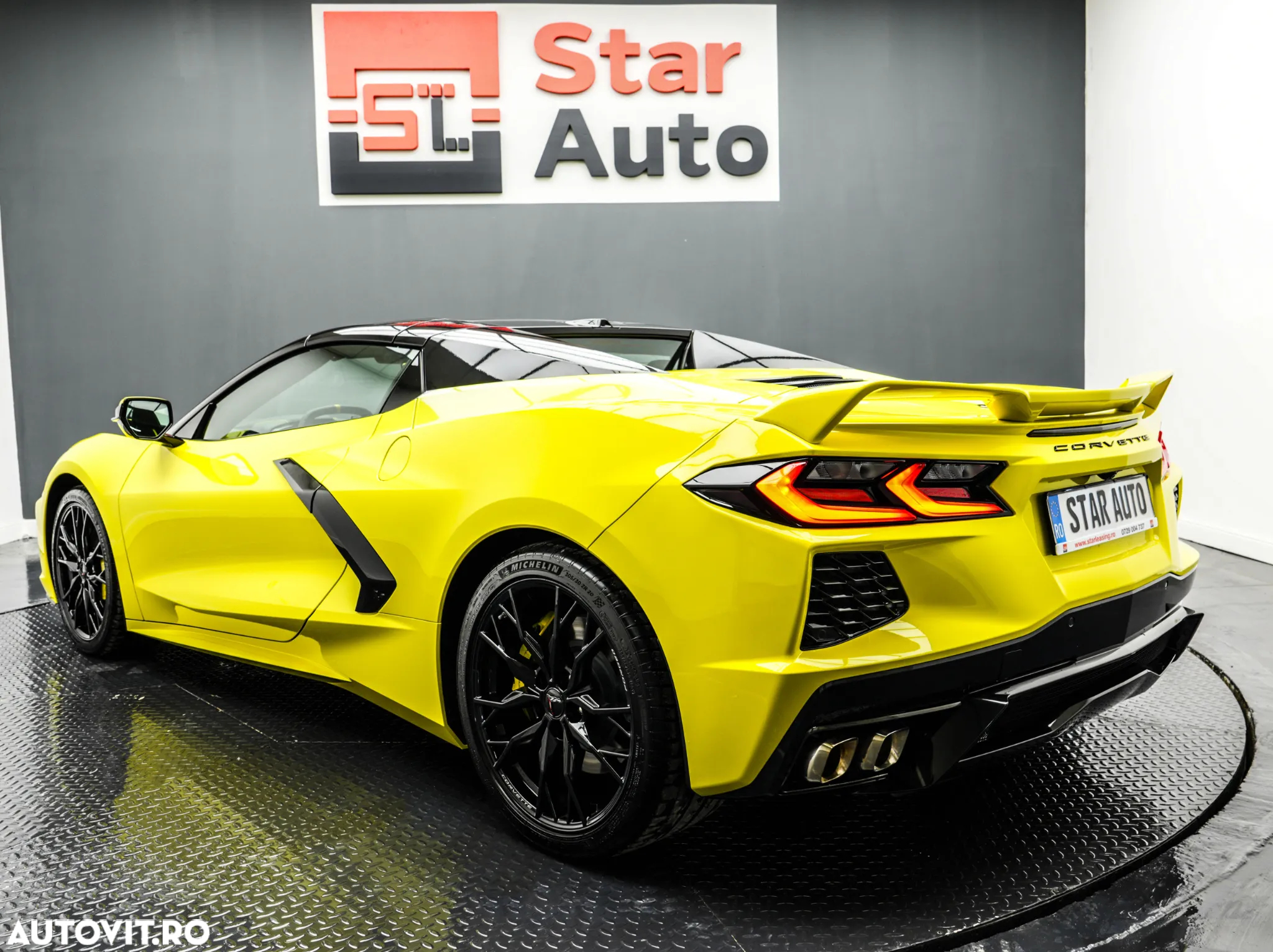 Chevrolet Corvette - 5