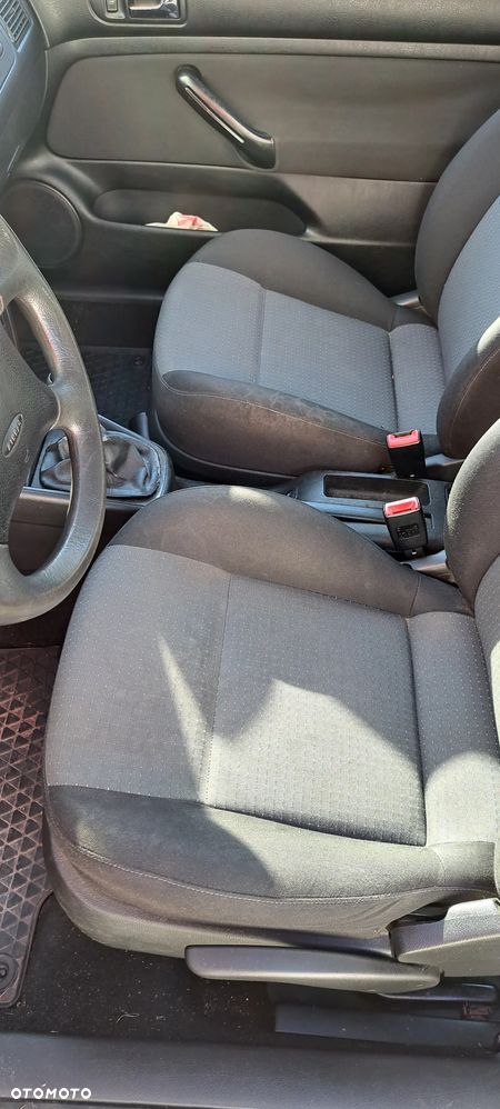 Volkswagen Golf IV 1.9 TDI Basis - 26