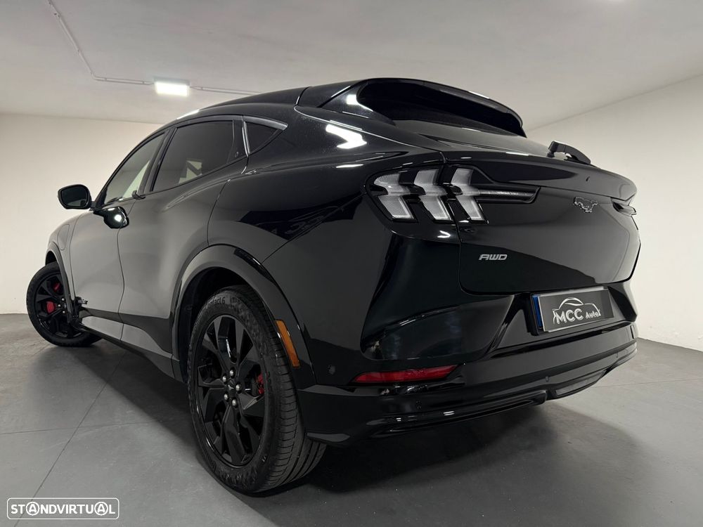 Ford Mustang Mach-E Alargada AWD - 14