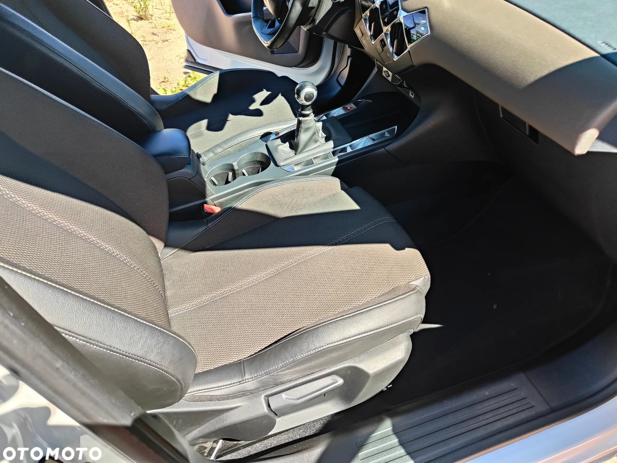 DS Automobiles DS 3 Crossback 1.2 PureTech So Chic - 13