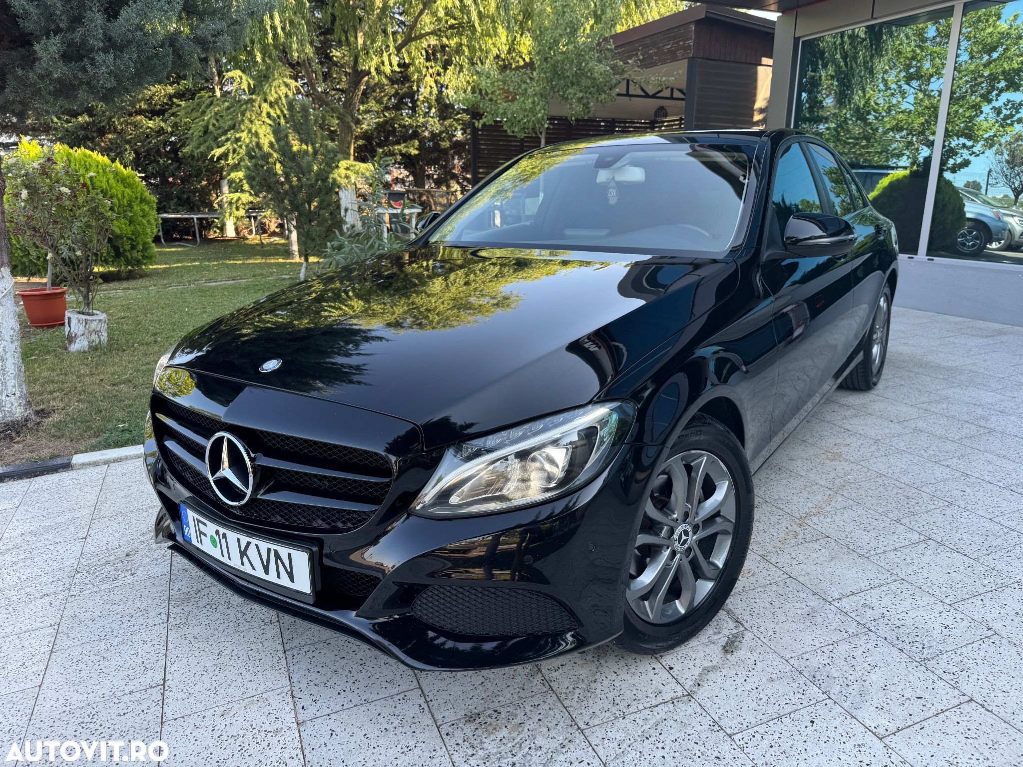 Mercedes-Benz C 180 d T 9G-TRONIC - 1