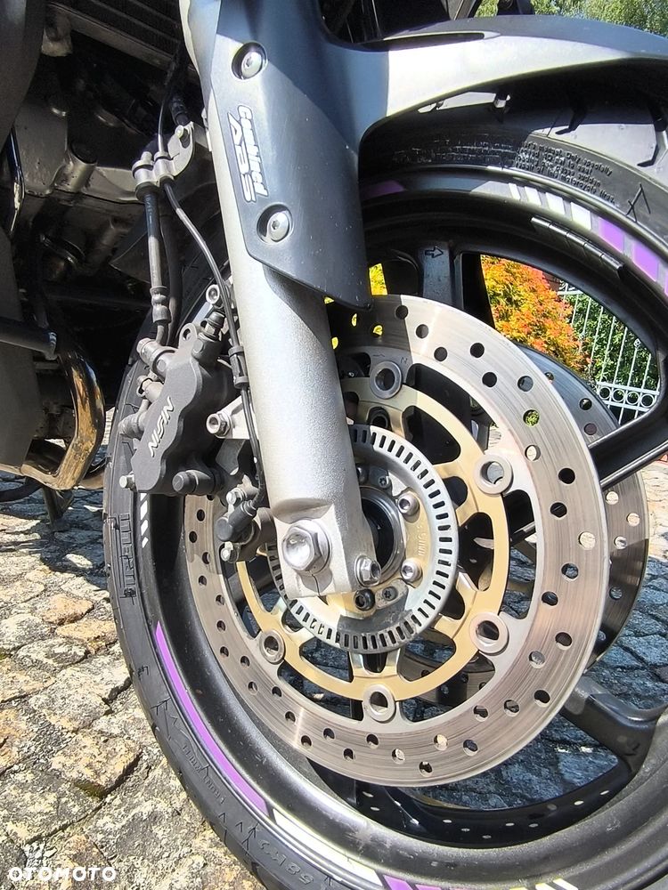 Honda VFR - 5
