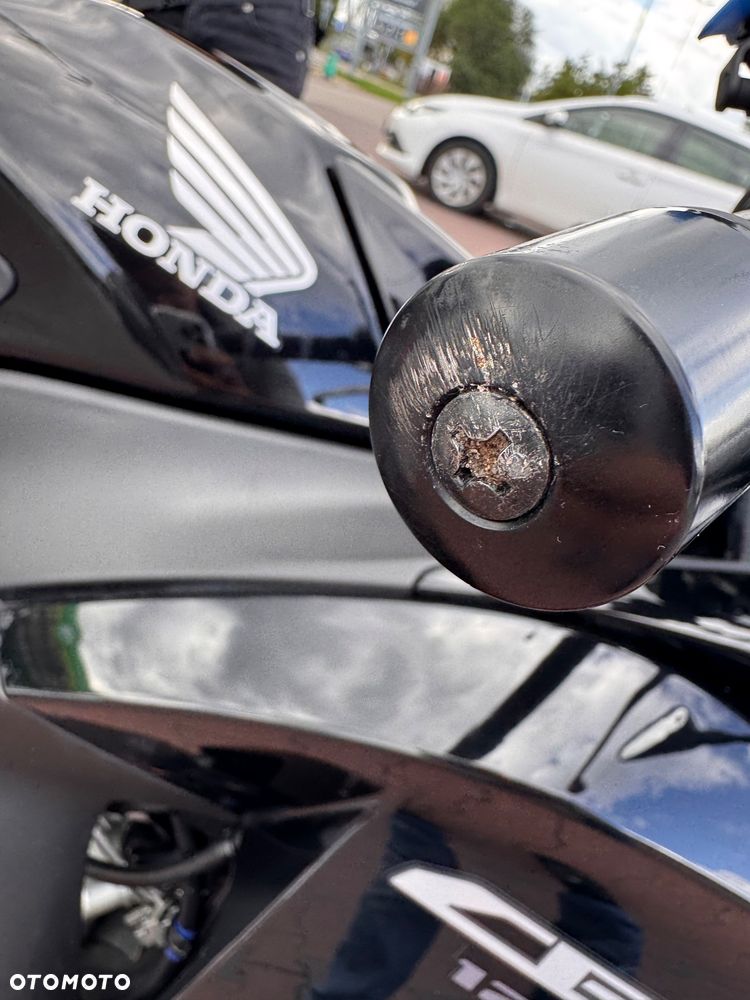 Honda CBR - 11