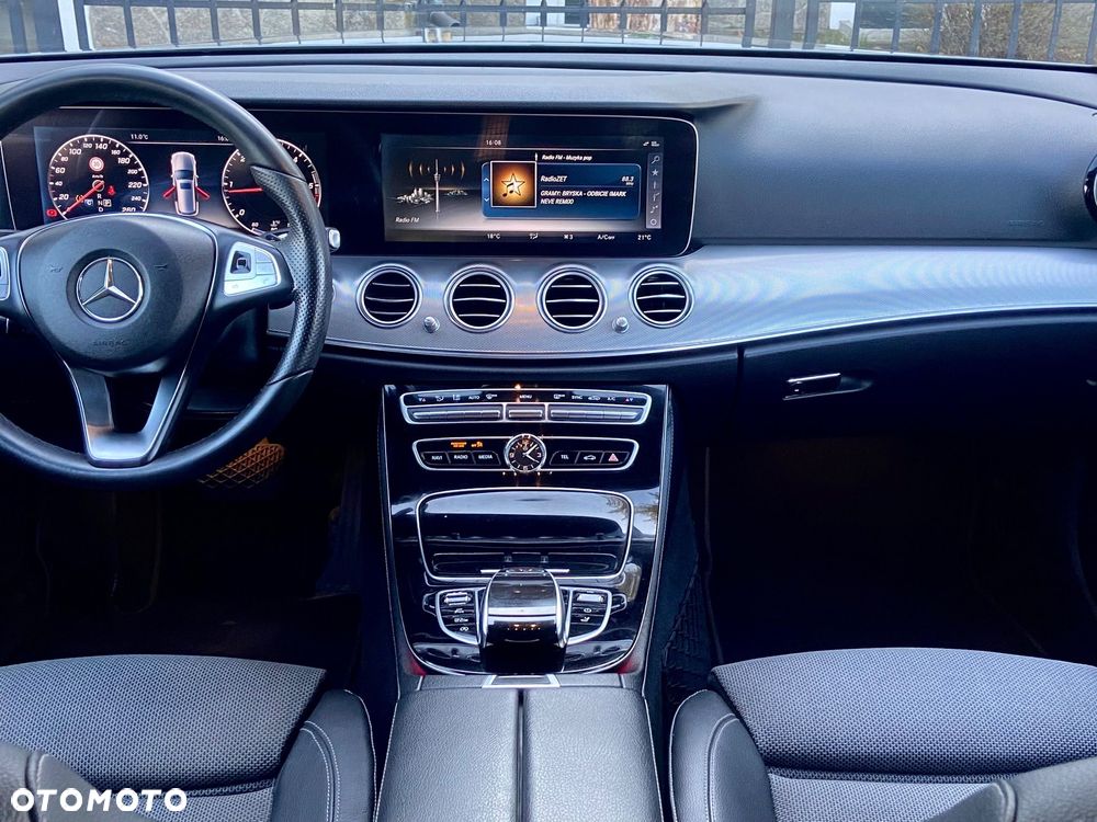 Mercedes-Benz Klasa E 220 d 9G-TRONIC AMG Line - 14