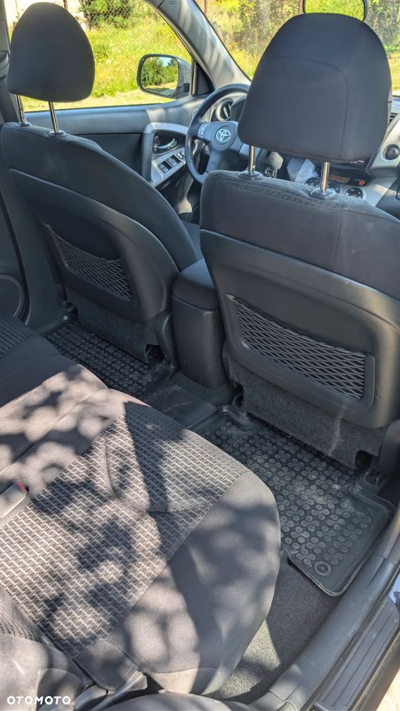 Toyota RAV4 2.2 D-CAT 4x4 Sol - 24