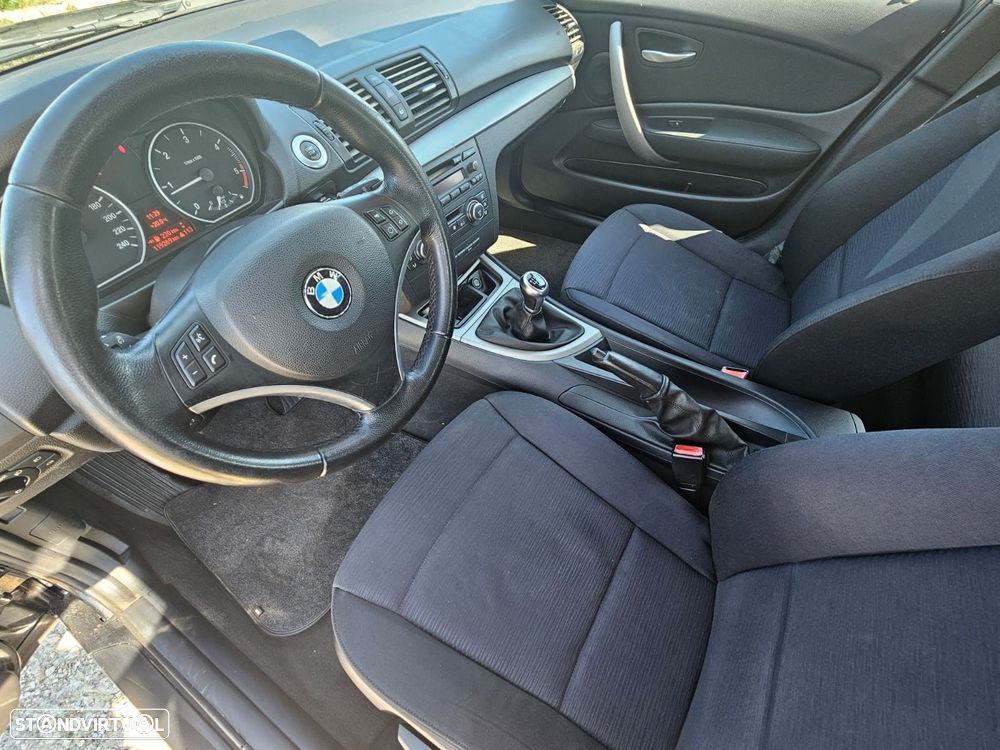 BMW 118 d Line Urban - 18