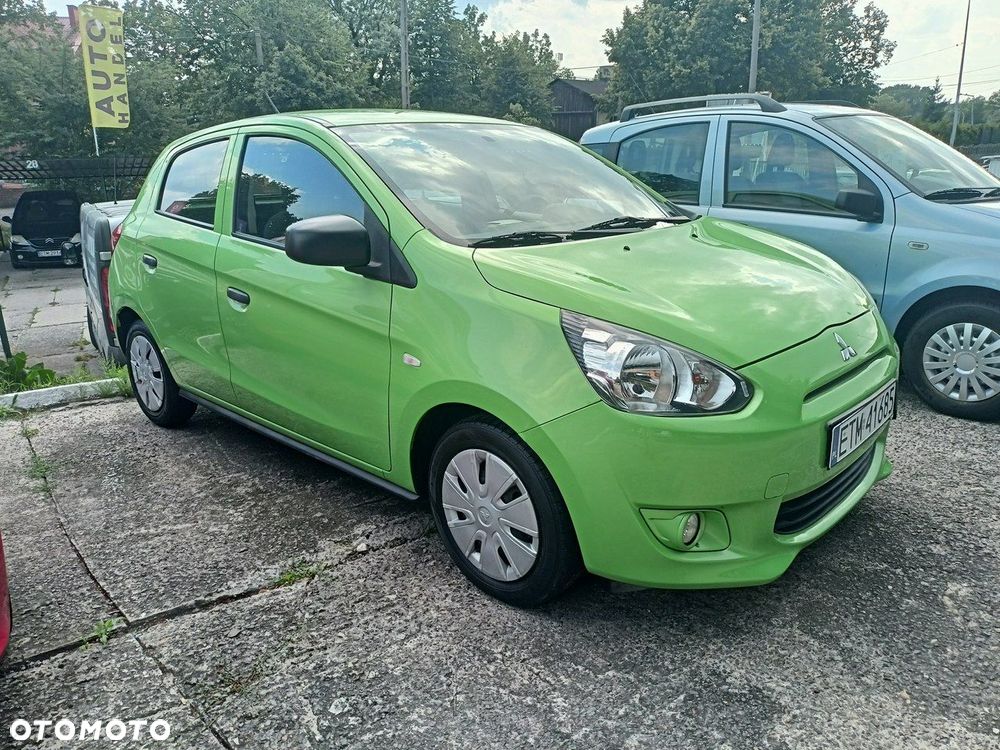 Mitsubishi Space Star - 12