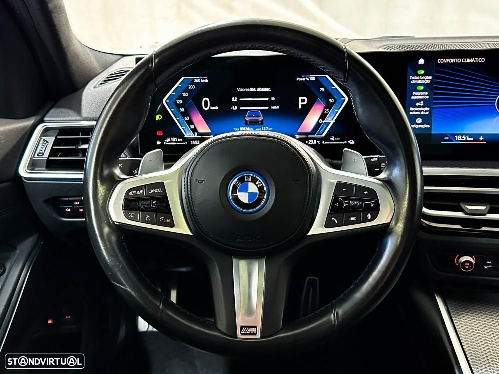 BMW 330 e Pack 50 anos M Auto - 22