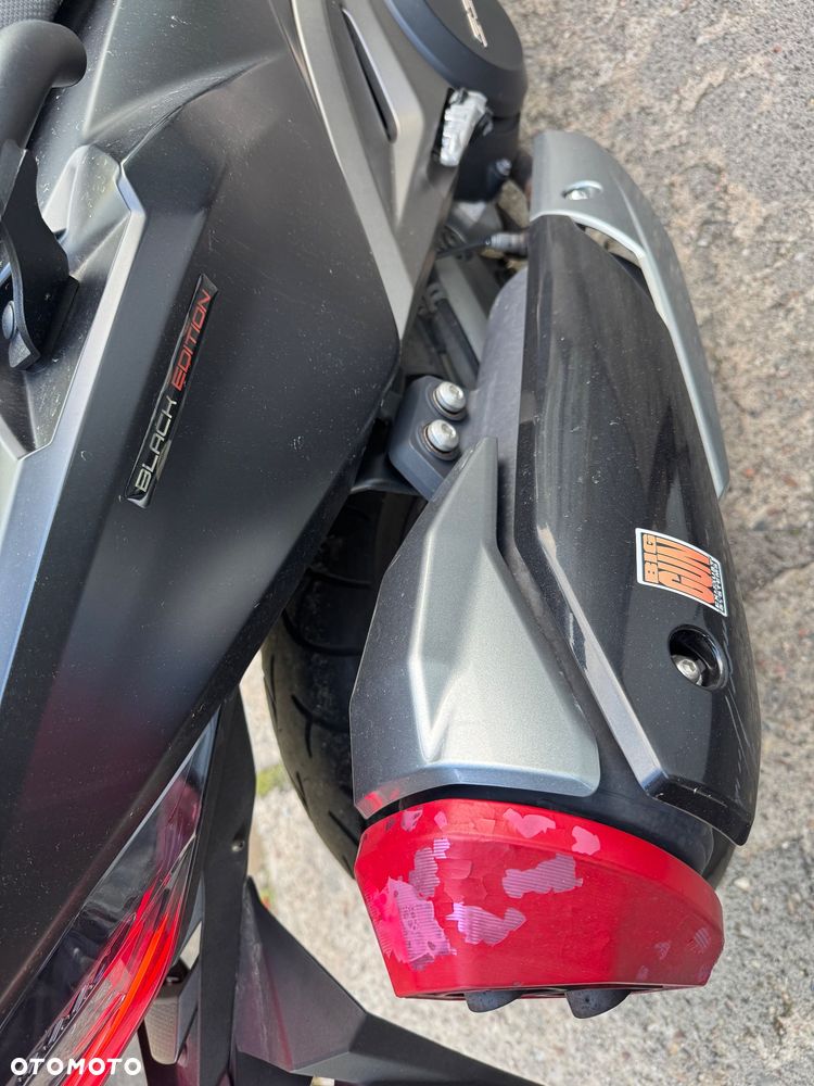 Kymco AK 550 - 7
