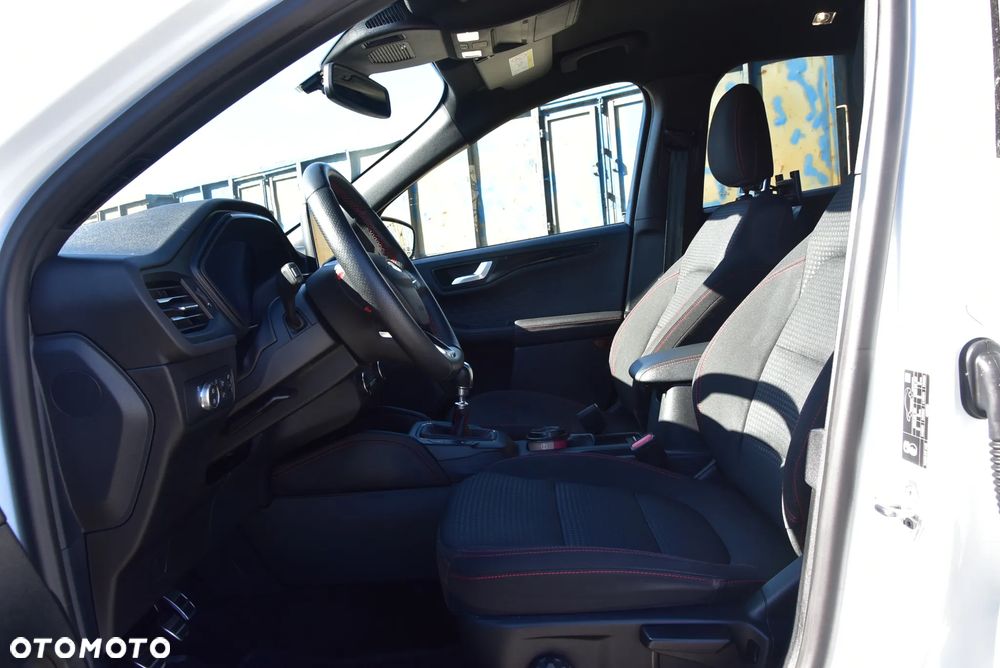 Ford Kuga 1.5 EcoBoost ST-LINE X - 11