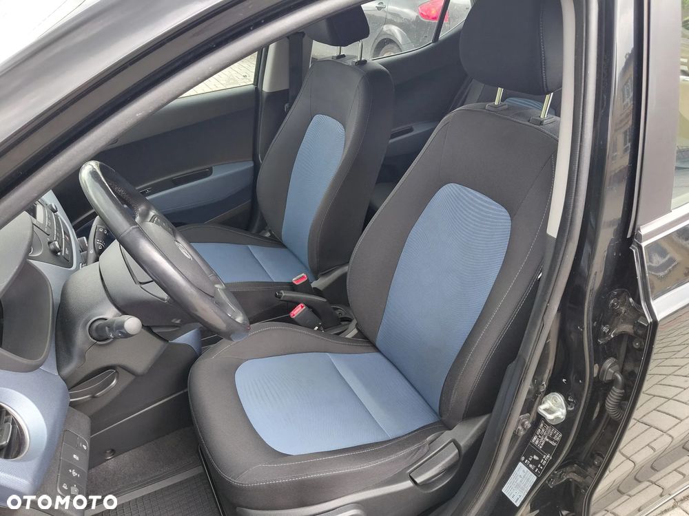 Hyundai i10 1.0 Fifa World Cup Edition - 7