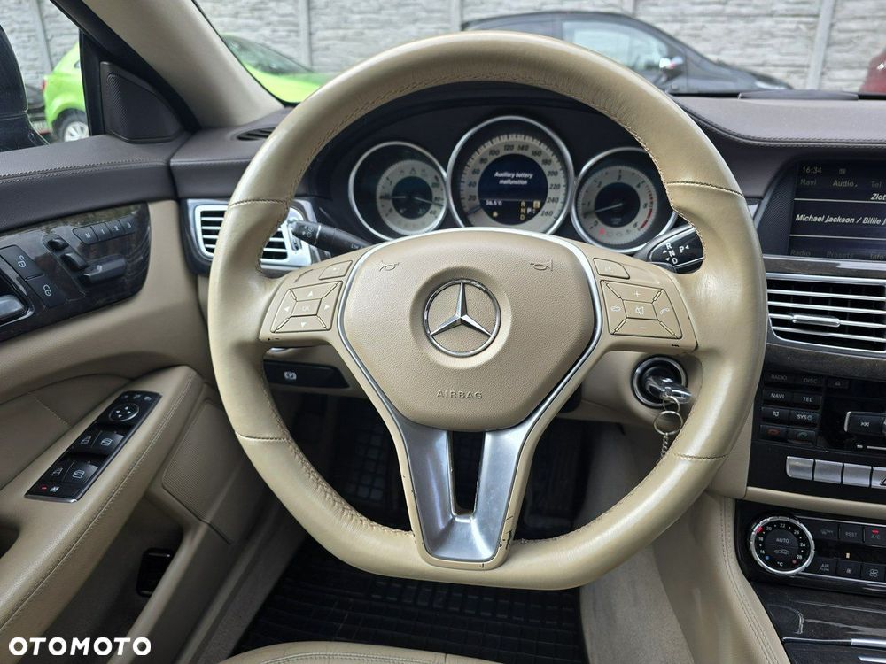 Mercedes-Benz CLS - 13
