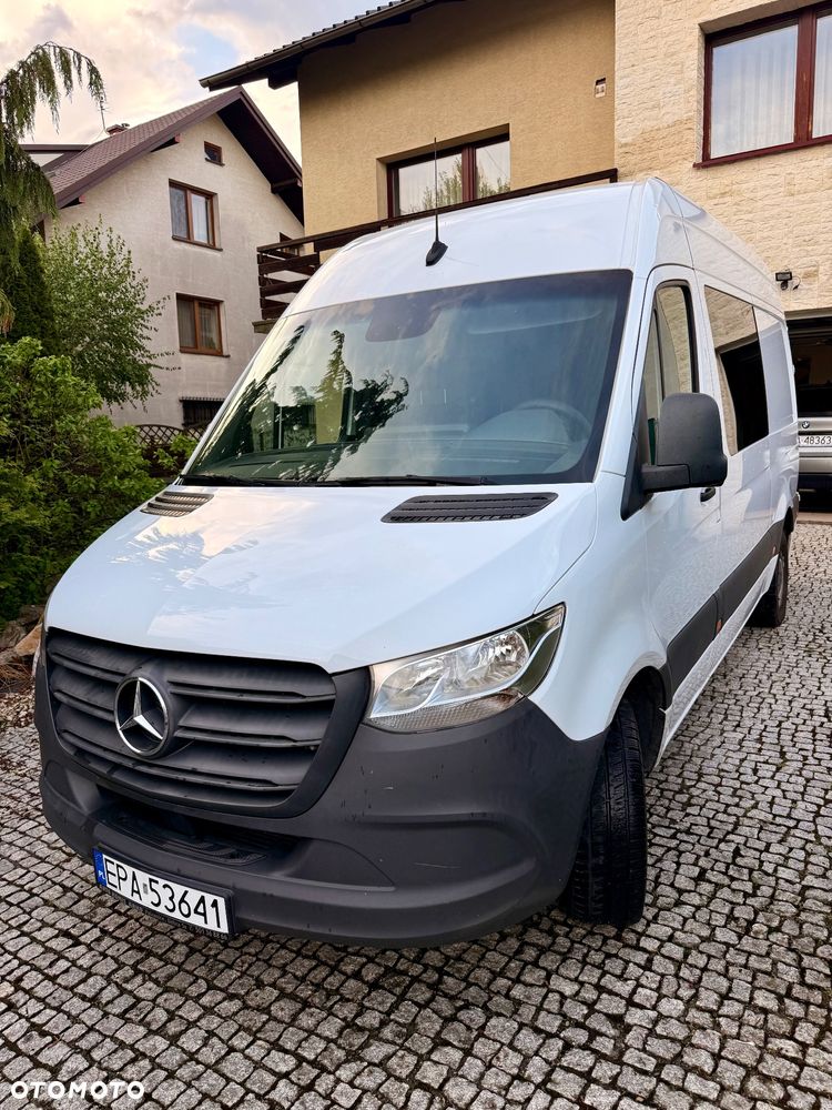 Mercedes-Benz Sprinter - 1