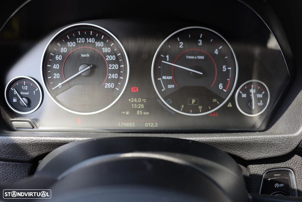 BMW 318 d Pack M Shadow Auto - 27