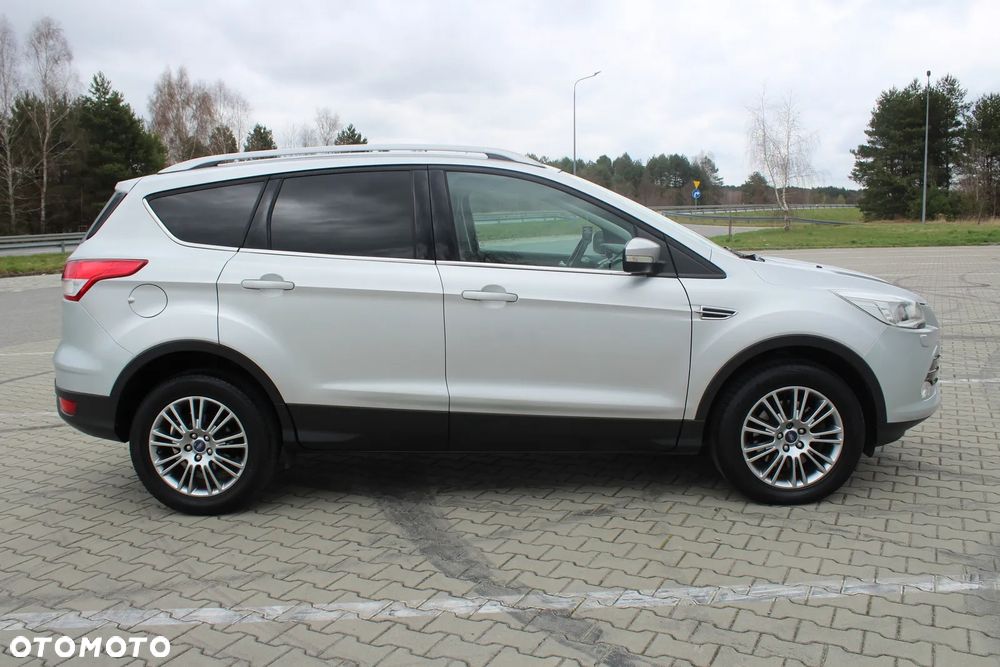 Ford Kuga 2.0 TDCi 4x4 Titanium - 12