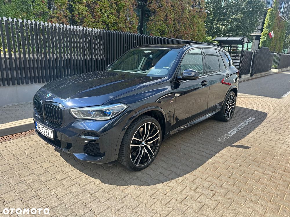BMW X5 M M50i - 6