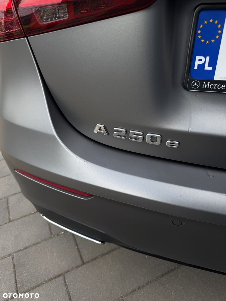 Mercedes-Benz Klasa A 250 e PHEV AMG Line 8G-DCT - 12
