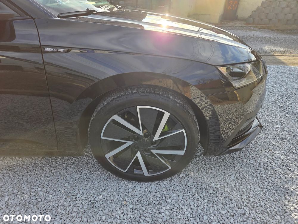 Skoda Octavia 1.5 TSI ACT Sportline - 5
