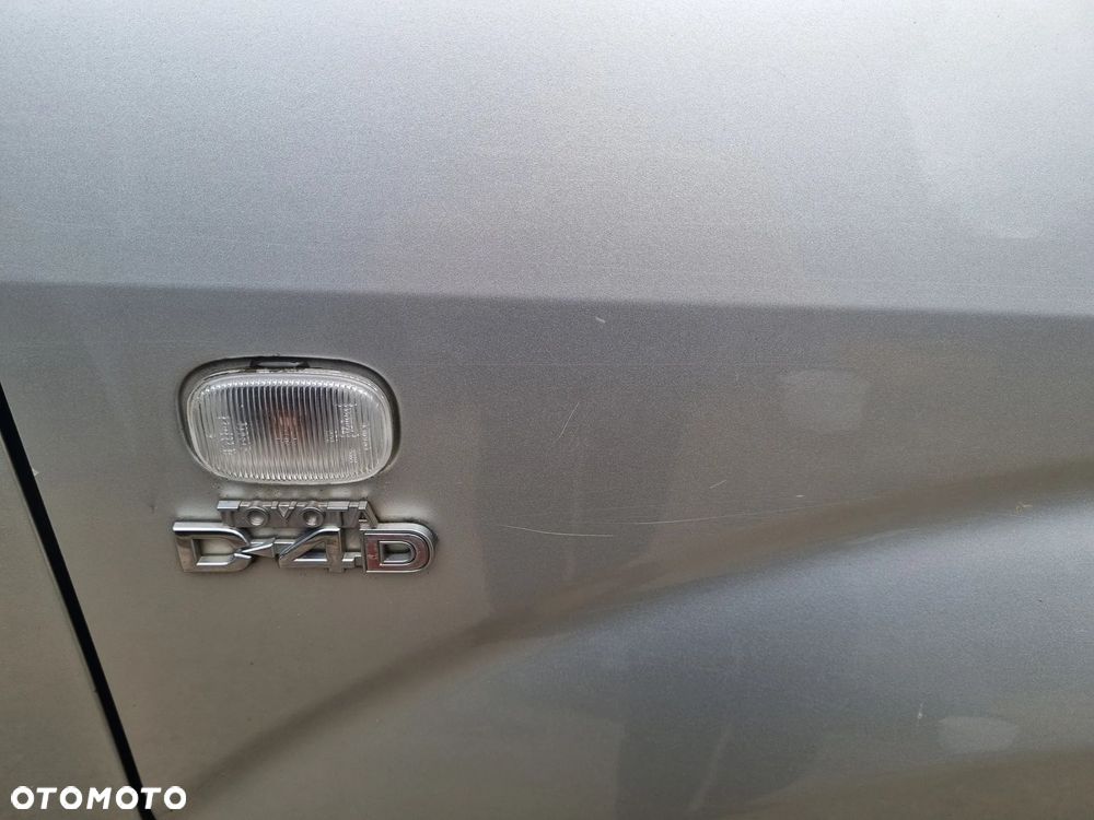 TOYOTA COROLLA VERSO II 04-07 2004 r. 1C0 błotnik prawy przód PP * - 8
