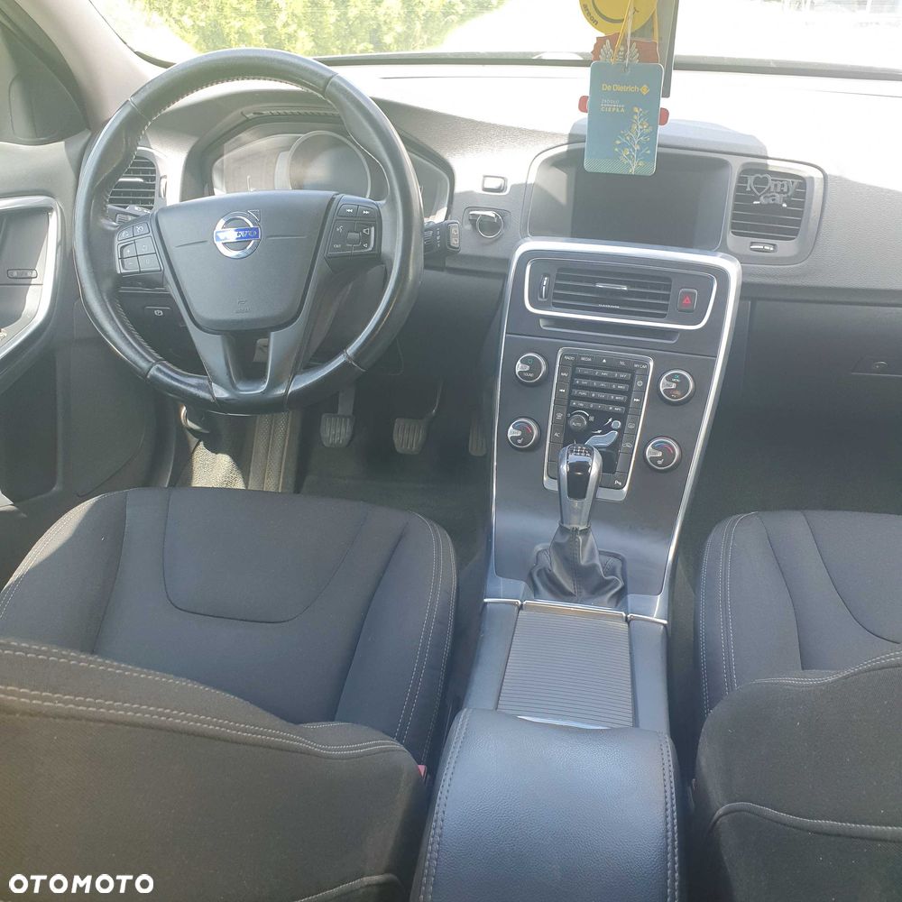 Volvo V60 - 2