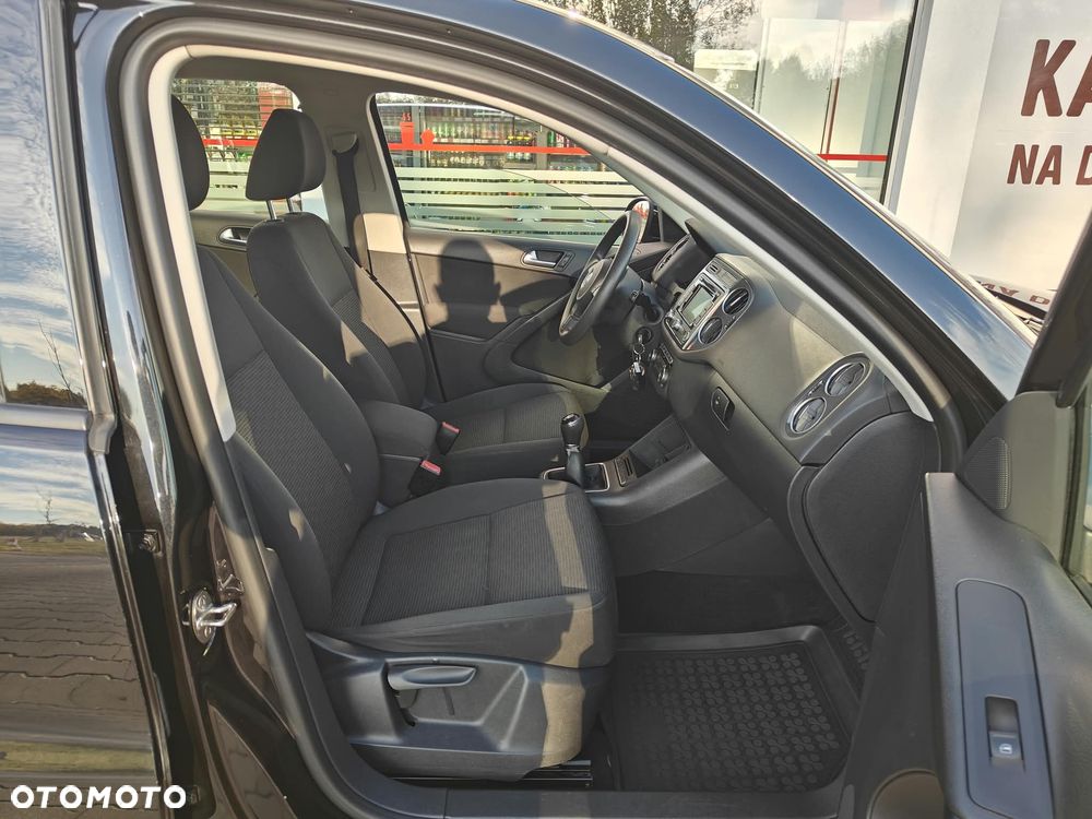 Volkswagen Tiguan - 14