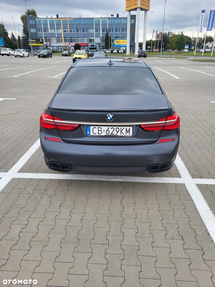 BMW Seria 7 M760Li xDrive - 8