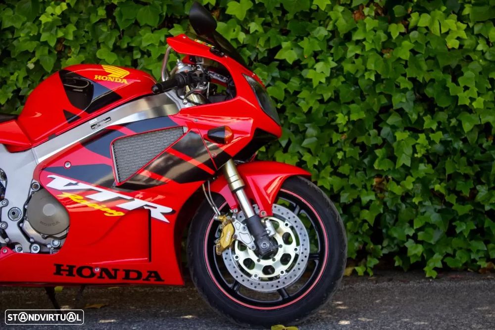 Honda VTR 1000 SP1 - 6