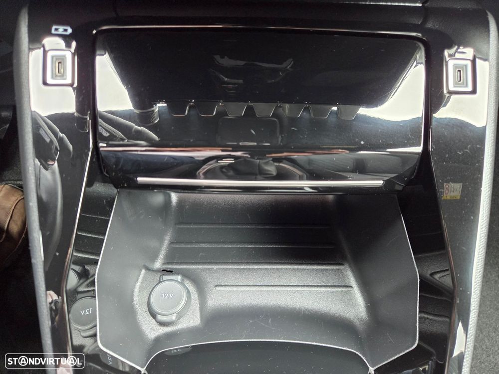 Peugeot 2008 1.2 Allure - 20