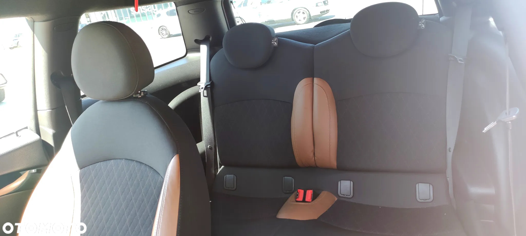 MINI ONE Standard - 8