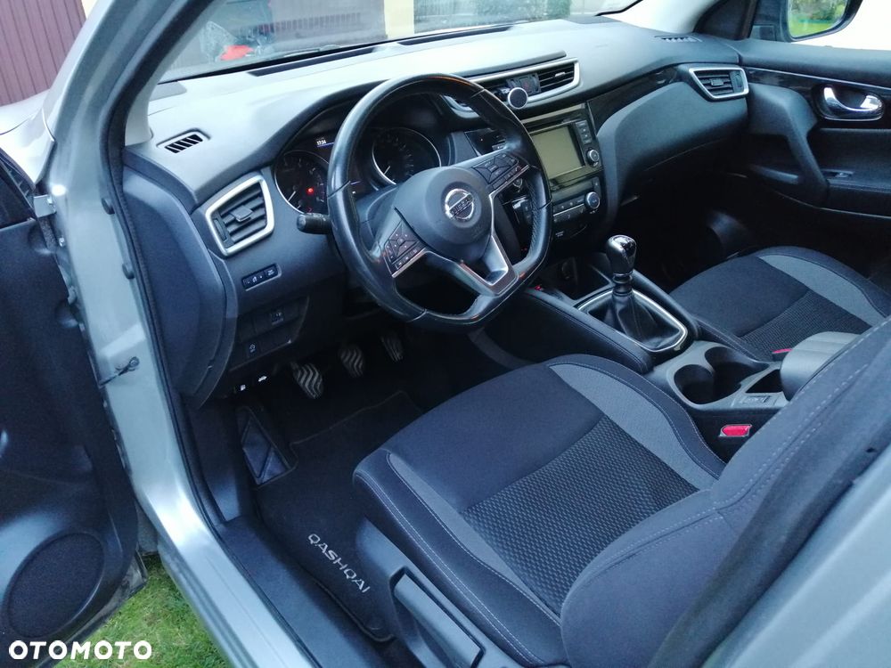 Nissan Qashqai 1.3 DIG-T Visia - 15