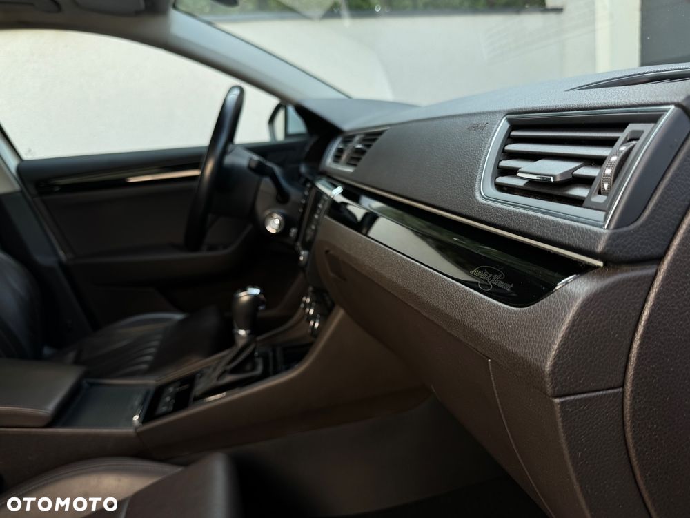 Skoda Superb 2.0 TDI DSG L&K - 25